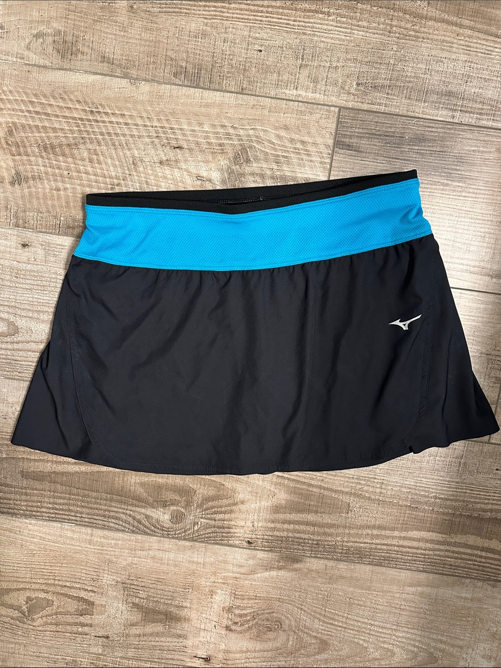 Mizuno Black Skort with Turquoise Waistband